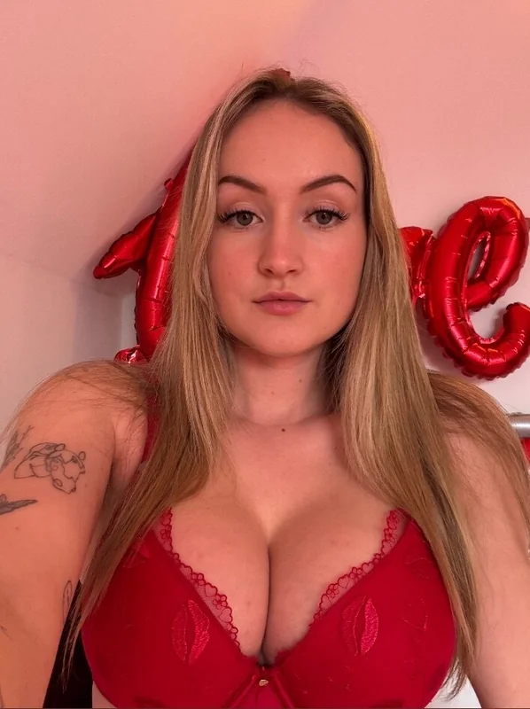 Keeley OnlyFans creator with a passion for cars