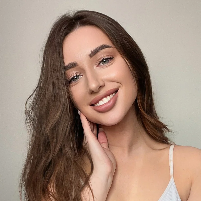 Stasy Shaw OnlyFans hot content creator