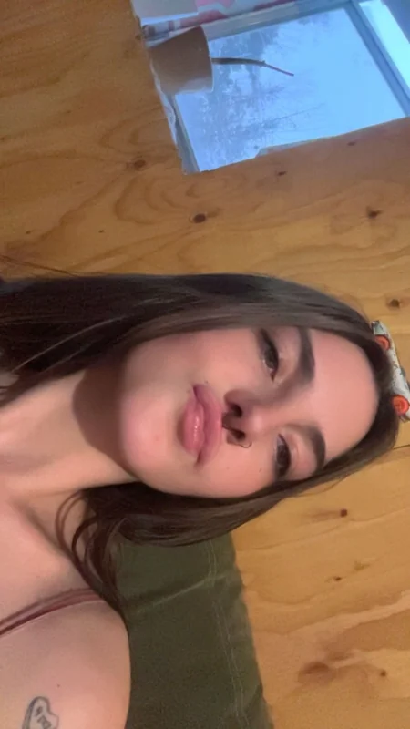 Hannah ♡ VIP OnlyFans creator with captivating content