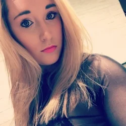 Submit2payton OnlyFans Goddess Worship
