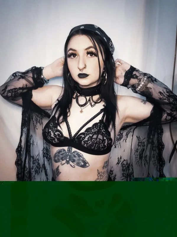 Sugarkane666 OnlyFans Tattooed Alternative Girl