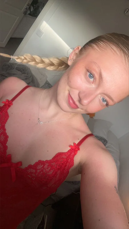 Swedishblondie04 OnlyFans profile with spicy content