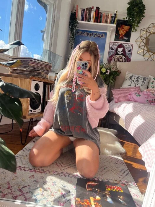 Tally Rose OnlyFans creator with a unique style