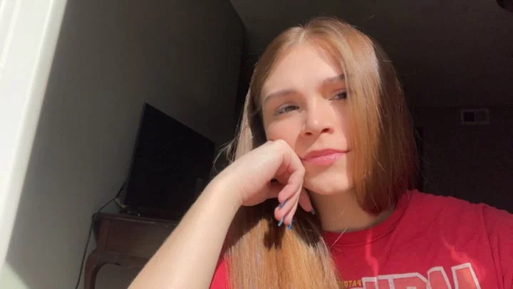 Tammylizbeth7 OnlyFans Brunette Creator