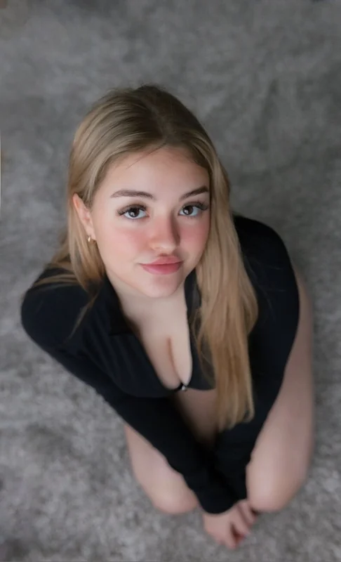 Tana Brisebois OnlyFans Blonde Creator