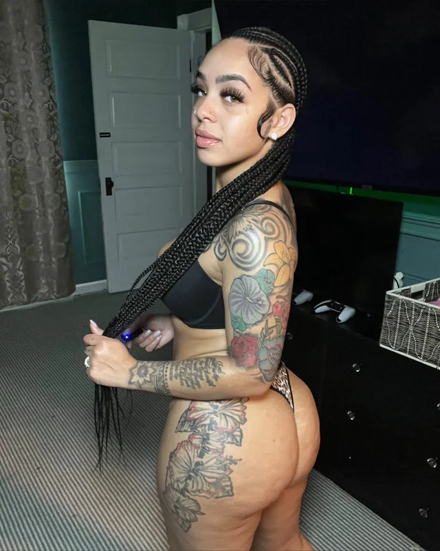 The TRUTH OnlyFans exclusive content creator