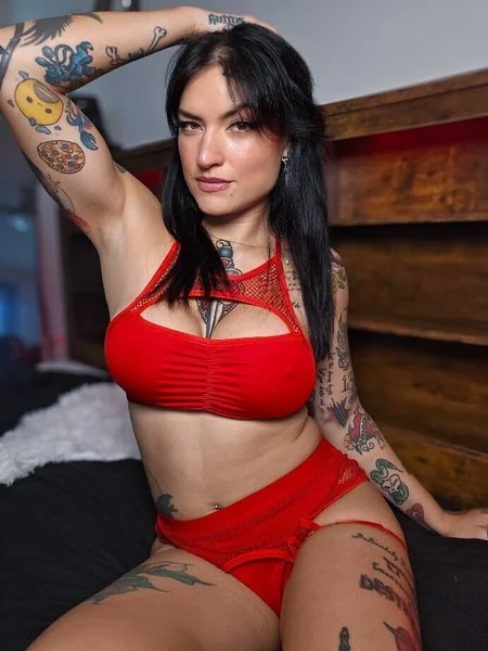 tatianavex OnlyFans tattooed brat