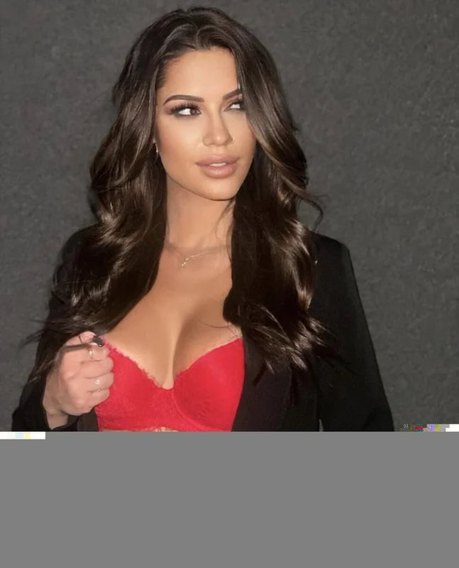 Taylorbrianne OnlyFans Curvy Creator