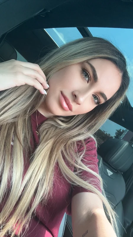 Taytay95 on OnlyFans showcasing exclusive content