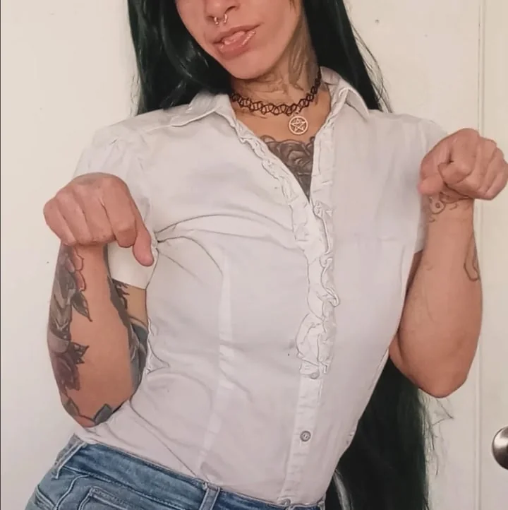 Thatcubancutie OnlyFans Slim Tattooed Creator