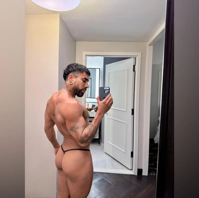 Thebodyodyody on OnlyFans showcasing exclusive content