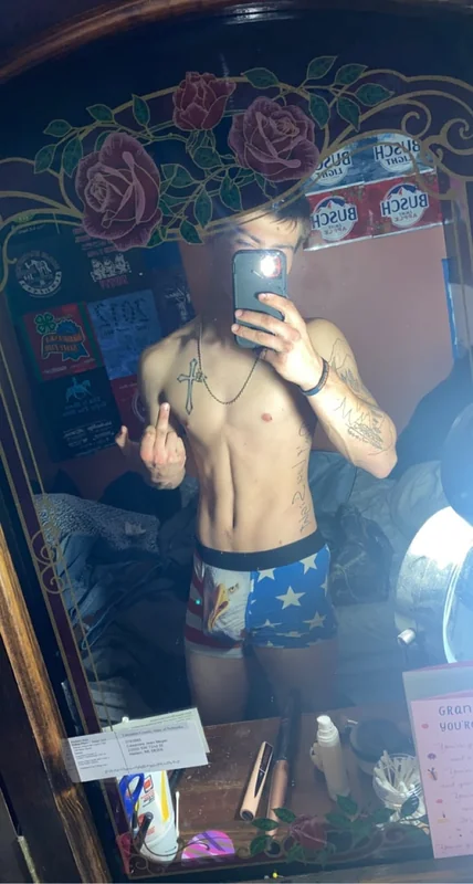Theedaddyclark OnlyFans slim tattooed male creator