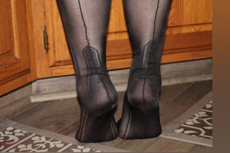 Theelegantassistant OnlyFans Foot Fetish Creator