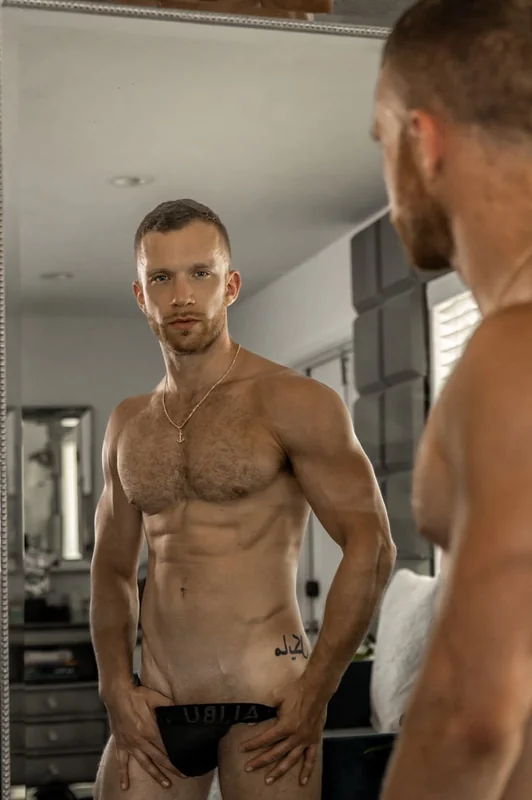 Jake Andrews OnlyFans athletic tattooed creator