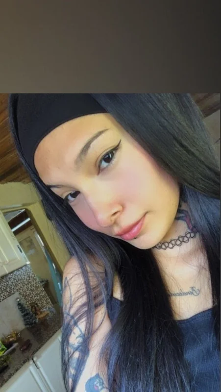 Thelatinakira OnlyFans alternative creator