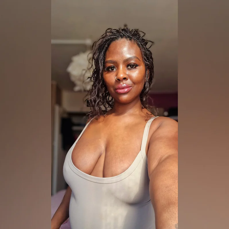Themilkmaidabf OnlyFans yoga master