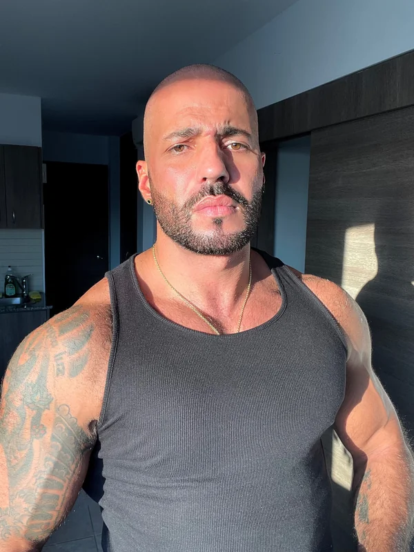 Thesultansp OnlyFans hairy muscled creator