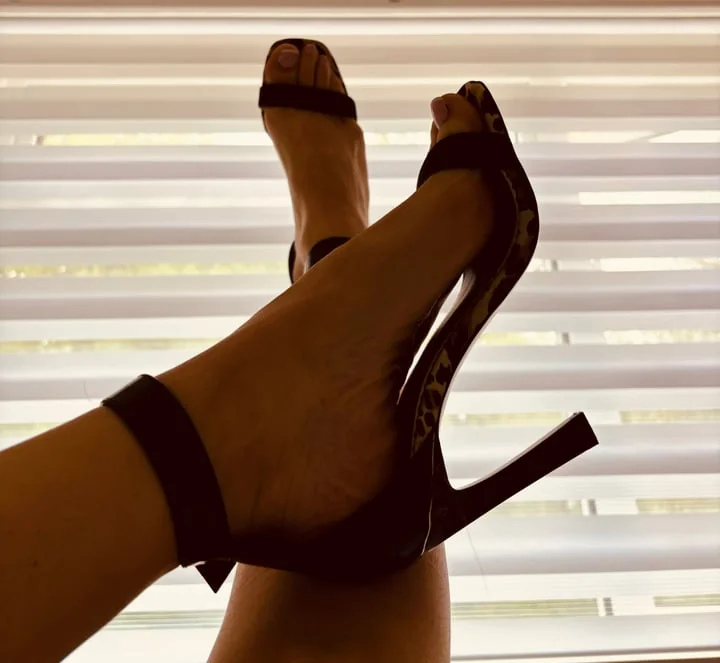 Tilly-Lou OnlyFans curvy fetish goddess