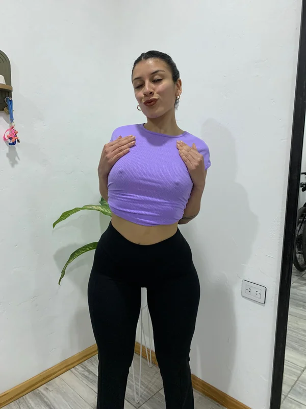 Titania OnlyFans creator with playful fetish content.