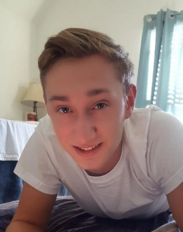 Travis Sugaring OnlyFans male creator