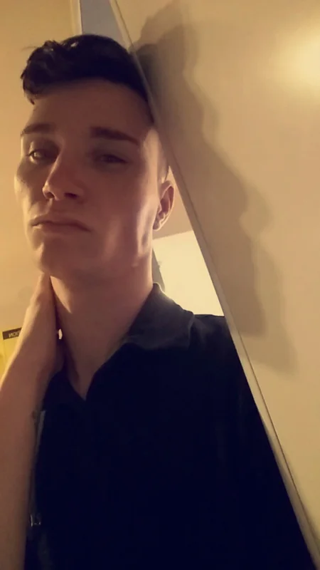 Trimmerashley OnlyFans creator with engaging content