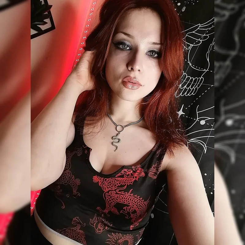 Tsamber666 OnlyFans fiery goth styled performer