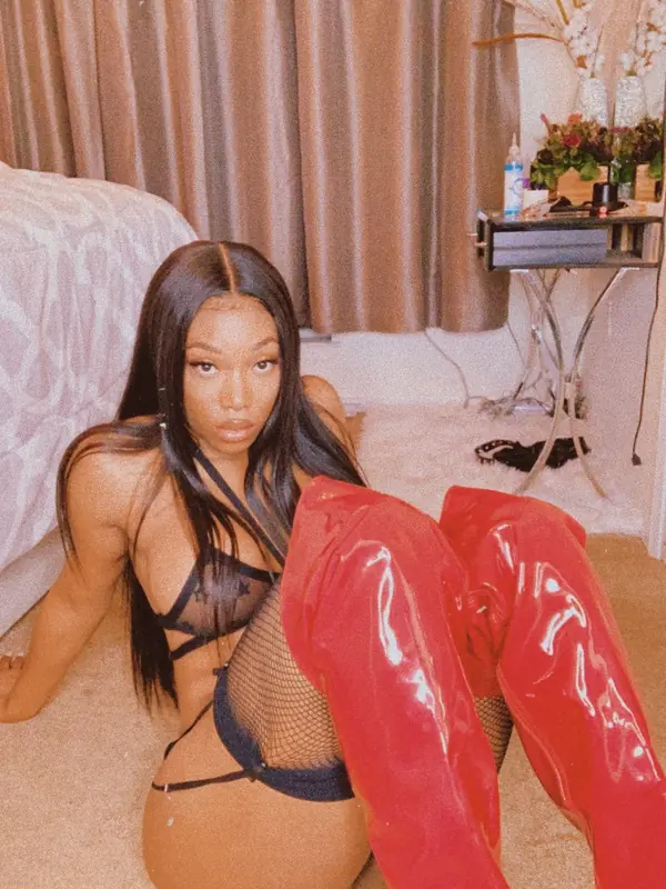 tslena2221 OnlyFans - engaging creator