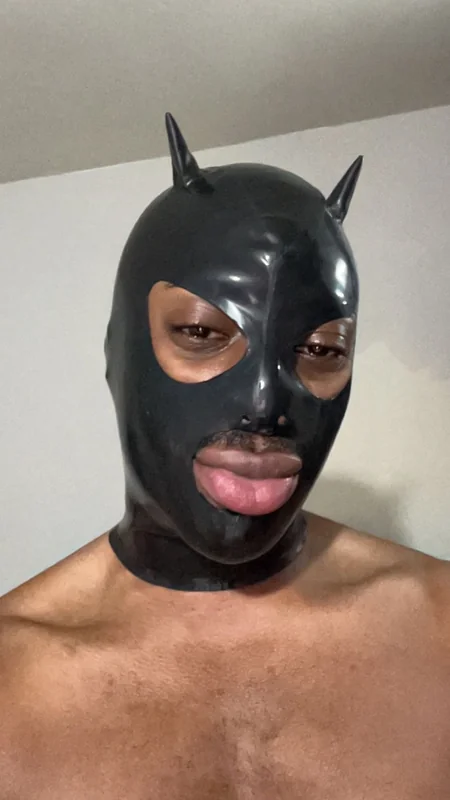 Twinktrey OnlyFans creator with engaging adult content.