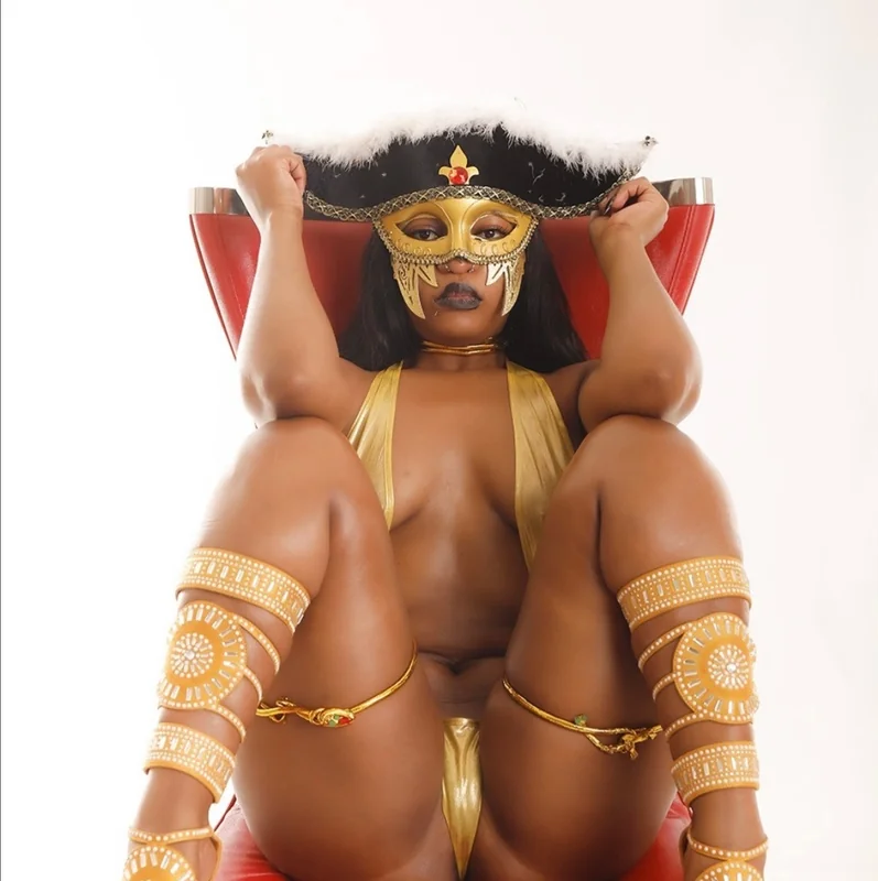 U248806270 OnlyFans creator with exclusive content