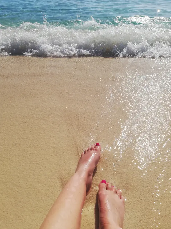 Crystal g. OnlyFans feet content creator