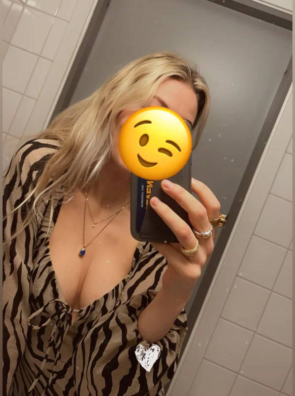 U399546460 OnlyFans fun-loving creator