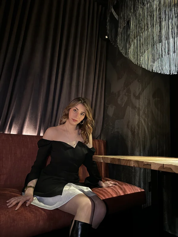 Nana OnlyFans Brunette Creator