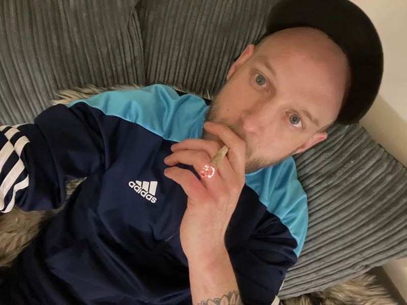 Uk420biguy on OnlyFans - engaging and fun
