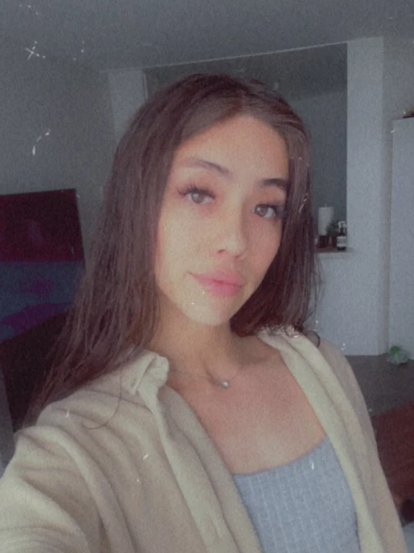 Yuna uyuna OnlyFans trans college student