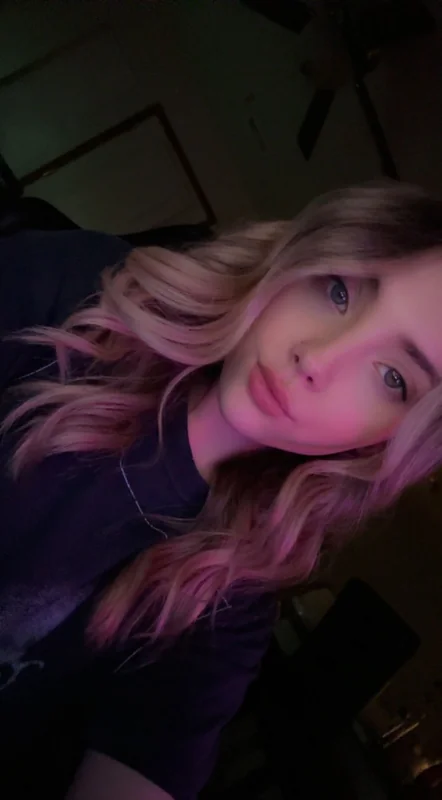 valentinabae444 OnlyFans blonde creator