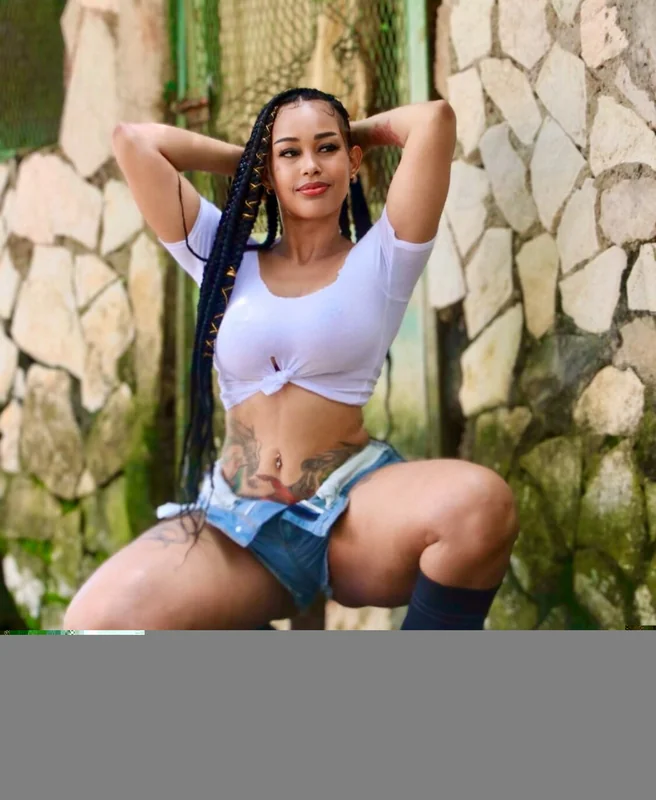 valkyriag OnlyFans creator with exclusive content