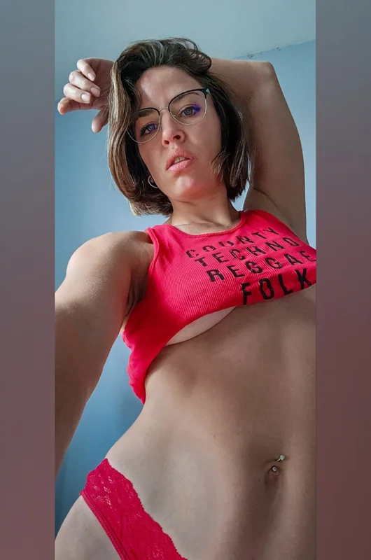 Vanellope Burns OnlyFans pierced creator