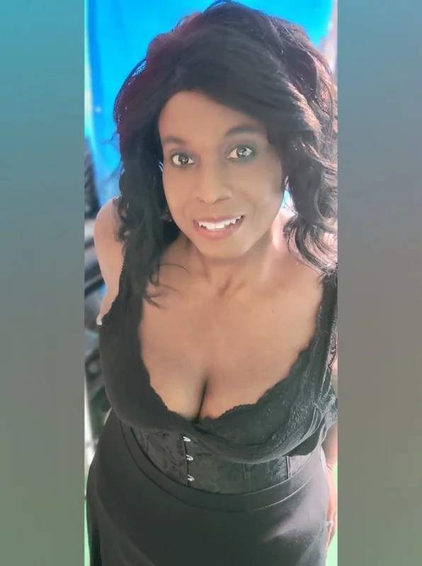 Veronica Steele XXY Curvy Hourglass OnlyFans profile picture