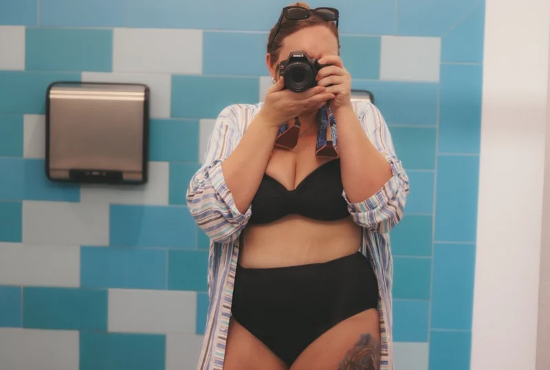 Vanessa OnlyFans creator and professional photographer