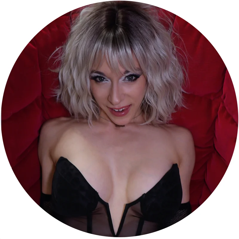 Nikki 900 - FREE OnlyFans creator with spicy updates.