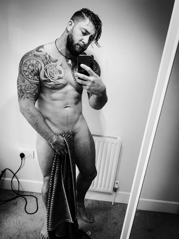Vikingharrison OnlyFans tattooed fitness creator