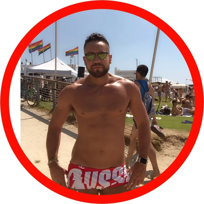 Vincenzoselxxx OnlyFans creator with exclusive content