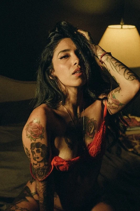 Virikasuicide OnlyFans Slim Tattooed Creator