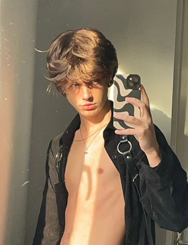 Vi OnlyFans creator with engaging content