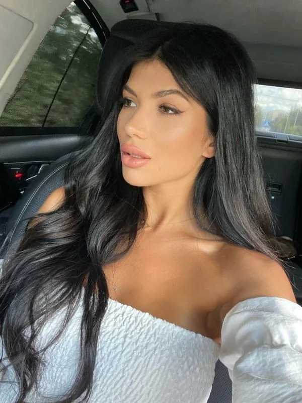 Volkova Ekaterina OnlyFans model from Ukraine