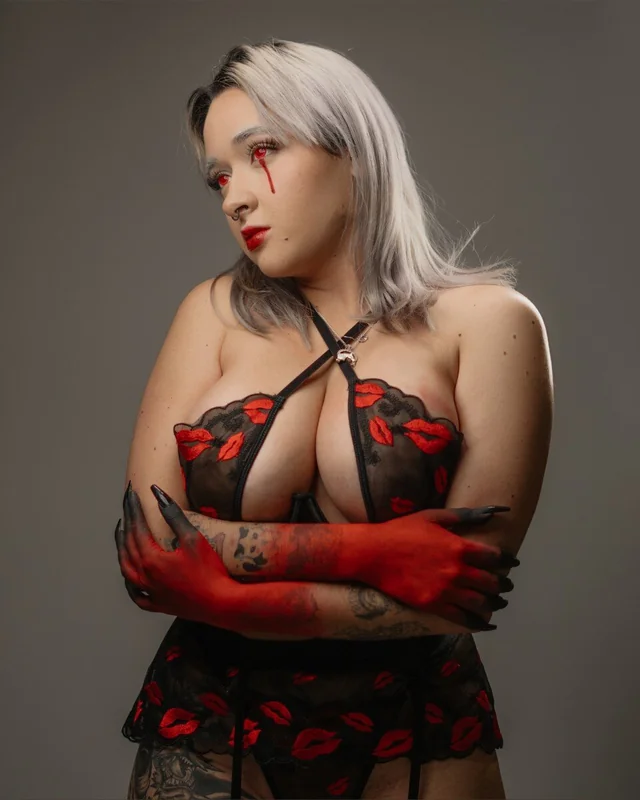 WATERMELON OnlyFans creator with engaging cosplay content