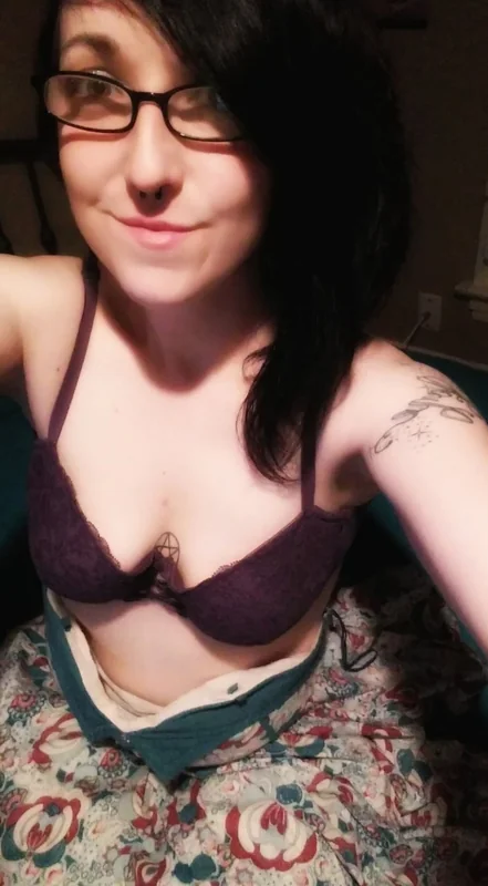 Wednesday OnlyFans creator with unique alt style.