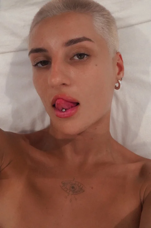 Wendy Moore OnlyFans creator with a petite body