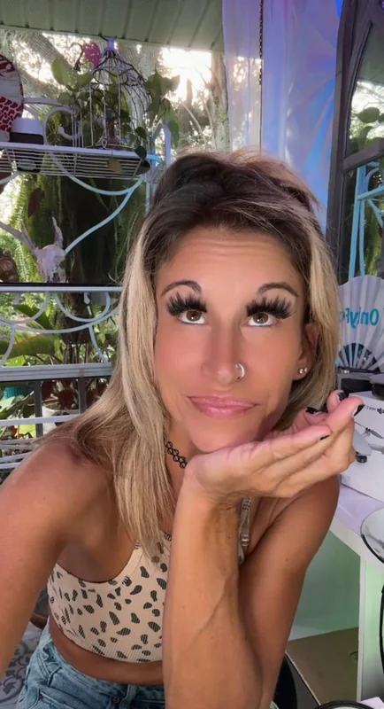 Whitney OnlyFans Petite Blonde Creator