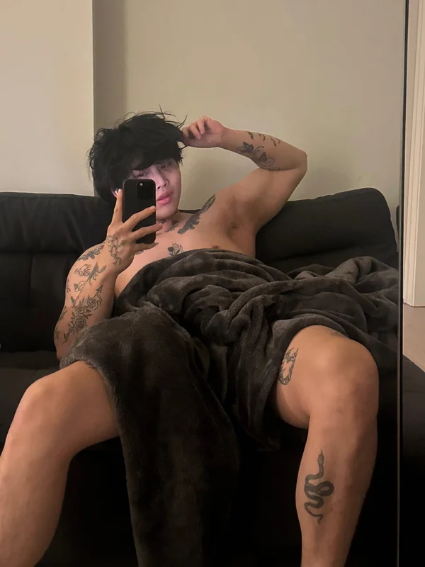Will on OnlyFans with a sensual aesthetic